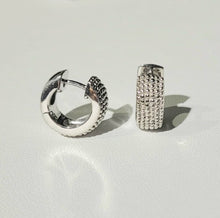 Load image into Gallery viewer, Silver &amp; Gold Huggie in 925 Sterling Silver | E6859