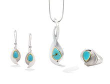 Load image into Gallery viewer, London Blue Topaz and Sky Blue Topaz jewelry set in sterling silver by Joryel Vera, style SET416 - view 4