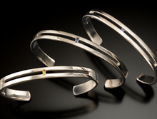 Load image into Gallery viewer, Blue Sapphire and Iolite bracelet in sterling silver by Joryel Vera, style B1511