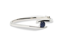 Load image into Gallery viewer, Amethyst and Blue Topaz bracelet in sterling silver by Joryel Vera, style B1686 - view 6