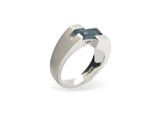 Load image into Gallery viewer, Amethyst and Blue Topaz ring in sterling silver by Joryel Vera, style R6979 - view 3