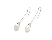 Load image into Gallery viewer, Pearl earrings in sterling silver by Joryel Vera, style E6839 - view 2
