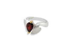 Load image into Gallery viewer, Amethyst and Blue Topaz ring in sterling silver by Joryel Vera, style R6987 - view 6
