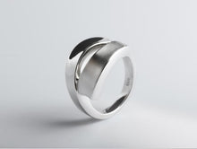 Load image into Gallery viewer, R4742  EVERYDAY SILVER RING