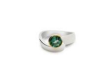 Load image into Gallery viewer, Amethyst and Blue Topaz ring in sterling silver by Joryel Vera, style R6980 - view 4