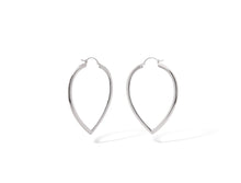 Load image into Gallery viewer, E13790 SILVER EARRING