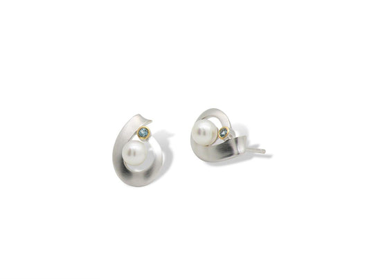 Blue Topaz and Cultured Pearl earrings in sterling silver by Joryel Vera, style E9293 - view 3