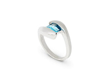 Load image into Gallery viewer, Blue Topaz and Garnet ring in sterling silver by Joryel Vera, style R4657
