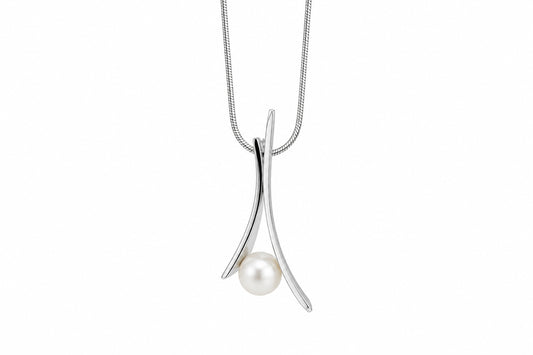 Cultured Pearl pendant in sterling silver by Joryel Vera, style P7331
