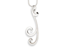 Load image into Gallery viewer, Sterling silver jewelry set by Joryel Vera - view 3