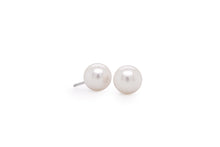Load image into Gallery viewer, Pearl earrings in sterling silver by Joryel Vera, style E8461 - view 2