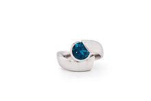 Load image into Gallery viewer, Amethyst and Blue Topaz ring in sterling silver by Joryel Vera, style R6980 - view 5