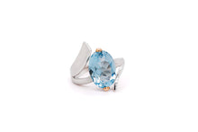 Load image into Gallery viewer, Amethyst and Blue Topaz ring in sterling silver by Joryel Vera, style R6492 - view 5