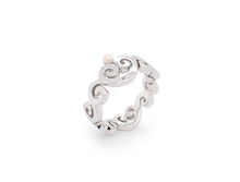 Load image into Gallery viewer, Pearl ring in sterling silver by Joryel Vera, style R4907