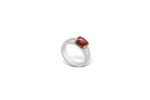 Load image into Gallery viewer, Amethyst and Blue Topaz ring in sterling silver by Joryel Vera, style R6096 - view 7