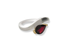 Load image into Gallery viewer, Amethyst and Blue Topaz ring in sterling silver by Joryel Vera, style R6976 - view 5