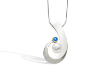 Load image into Gallery viewer, Blue Topaz and Garnet pendant in sterling silver by Joryel Vera, style P7316