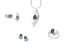 Load image into Gallery viewer, Blue Topaz and Green Quartz jewelry set in sterling silver by Joryel Vera