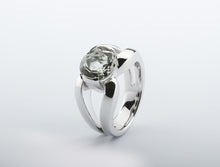 Load image into Gallery viewer, Amethyst and Garnet ring in sterling silver by Joryel Vera, style R5831 - view 4
