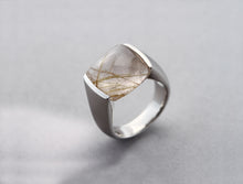 Load image into Gallery viewer, Labradorite and Lapis Lazuli ring in sterling silver by Joryel Vera, style R6100 - view 3
