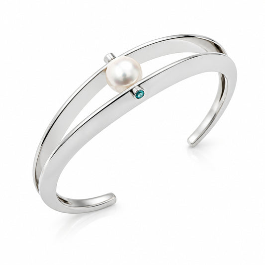Blue Topaz and Cultured Pearl bracelet in sterling silver by Joryel Vera, style B3108
