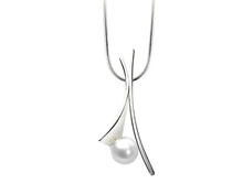Load image into Gallery viewer, Pearl pendant in sterling silver by Joryel Vera, style P6715