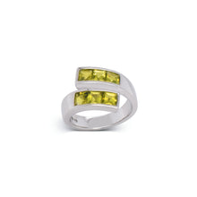 Load image into Gallery viewer, Garnet and Peridot ring in sterling silver by Joryel Vera, style R3379