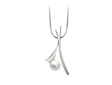 Load image into Gallery viewer, Pearl jewelry set in sterling silver by Joryel Vera - view 4