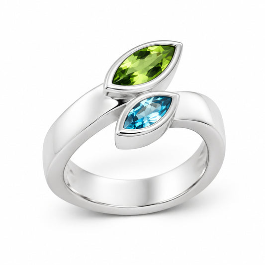 Blue Topaz and Peridot ring in sterling silver by Joryel Vera, style R3959 - view 3