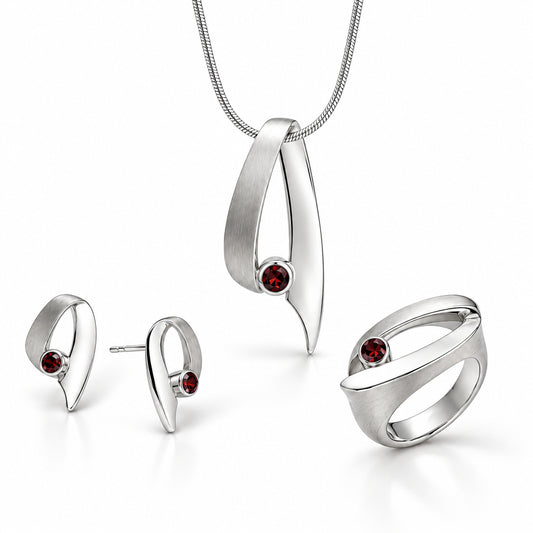 Sterling silver jewelry set by Joryel Vera, style SET511