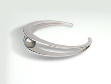 Load image into Gallery viewer, Black Pearl jewelry set in sterling silver by Joryel Vera - view 2