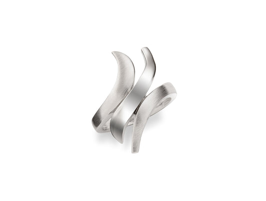 Sterling silver ring by Joryel Vera, style R5829